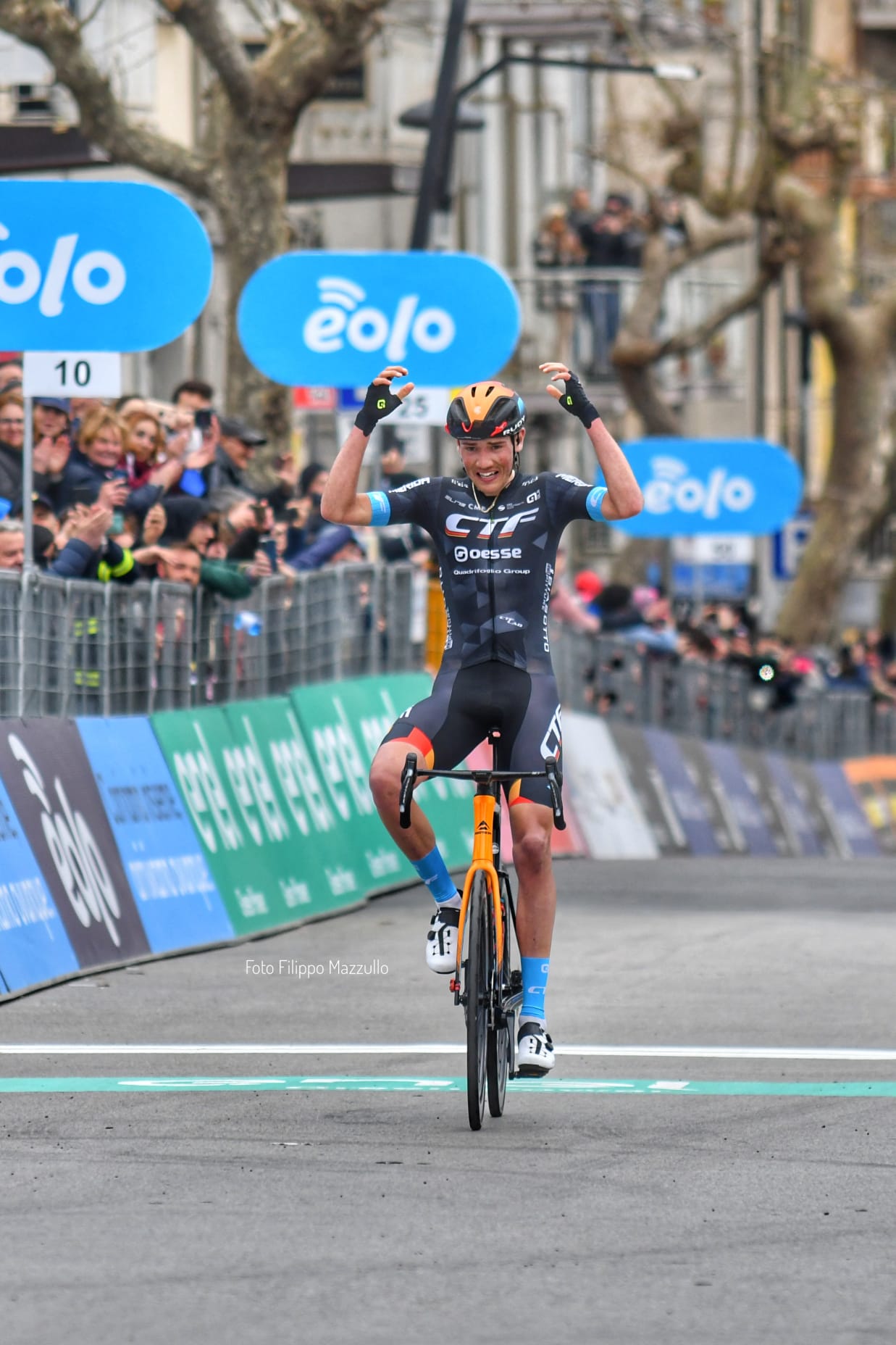 Giro di Sicilia 2022, impresa Miholijevic: vince a Piazza Armerina e diventa leader della corsa