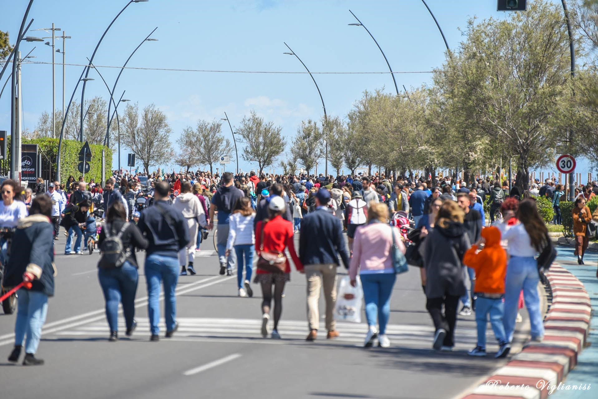Il Lungomare Fest riparte in grande stile con ventimila presenze lungo il percorso 