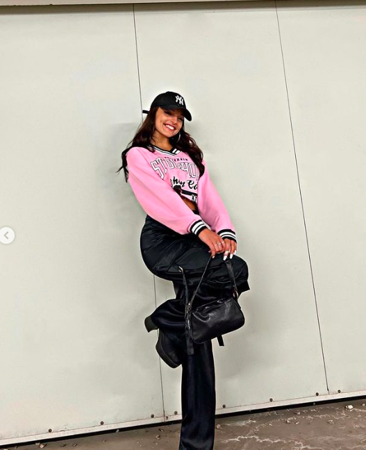 Chi è Martina Valdes, la ballerina hot fidanzata di Blanco – Foto