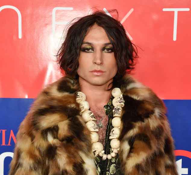 Guai per Ezra Miller, l’attore di “Animali Fantastici” arrestato