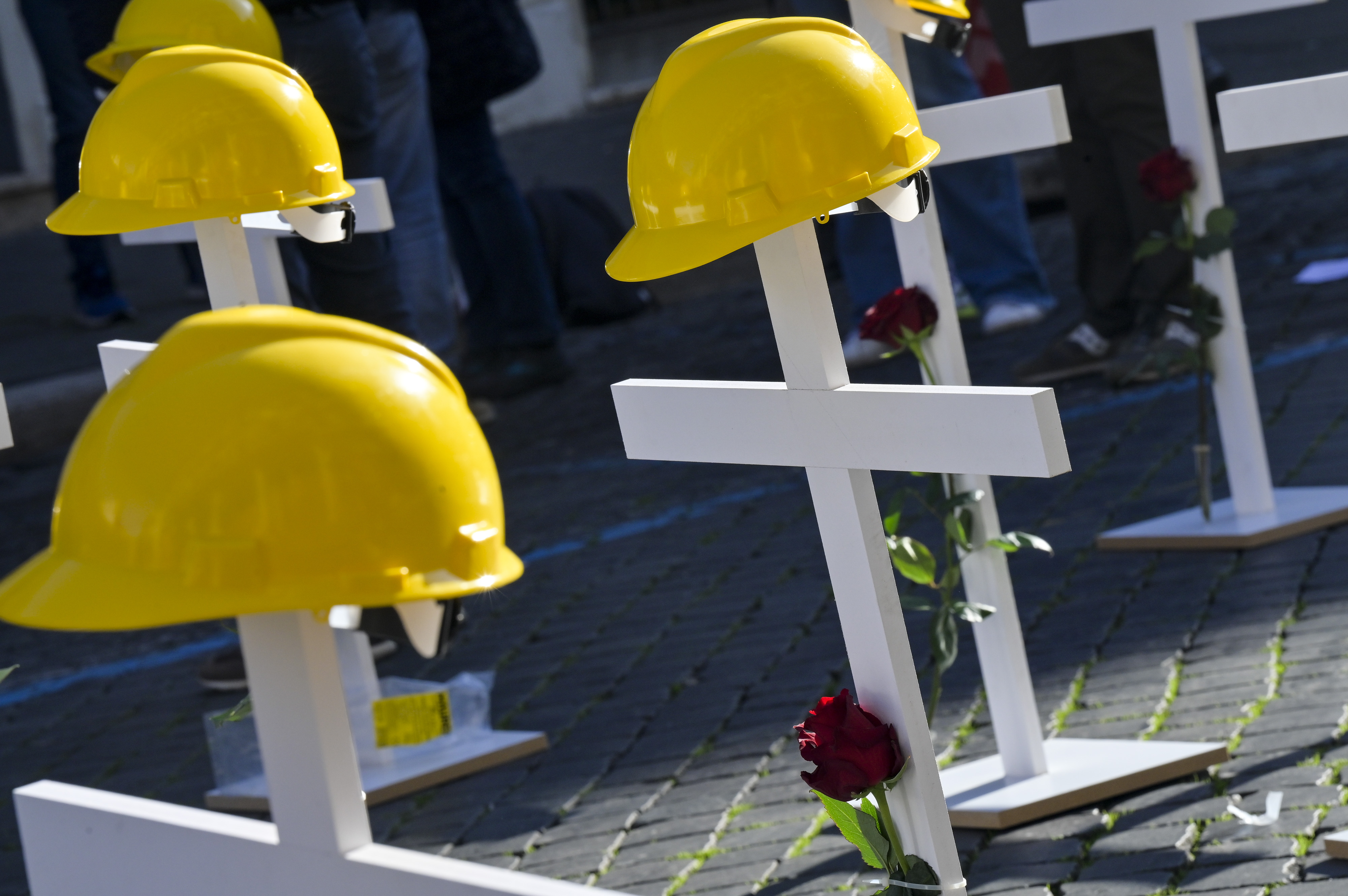 Morti sul lavoro, troppi e sempre più giovani: il dato tragico di gennaio 2023