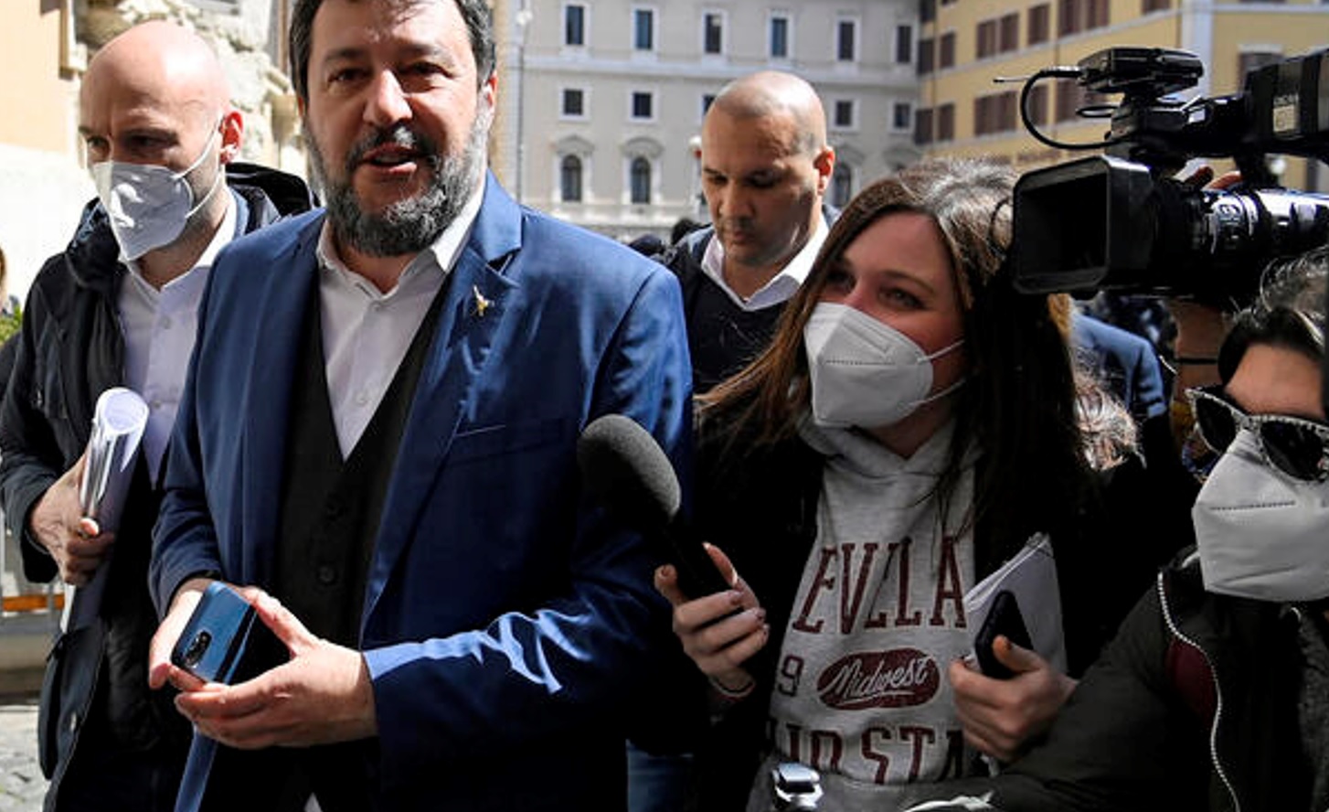 Palermo, caos centrodestra per le elezioni, Salvini: “Scoma è il miglior candidato” Palermo, caos centrodestra per le elezioni, Salvini: “Scoma è il miglior candidato”