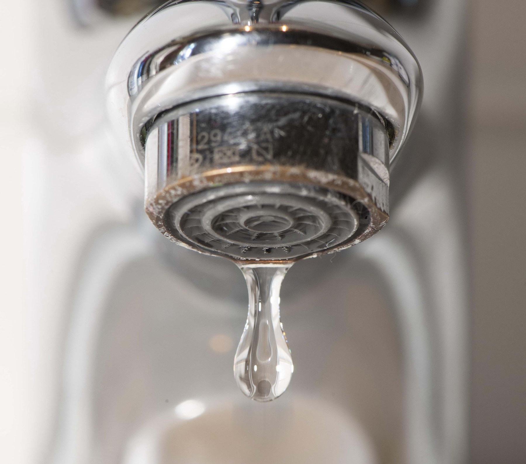 Bonus acqua potabile 2023: ecco chi può richiederlo e come fare