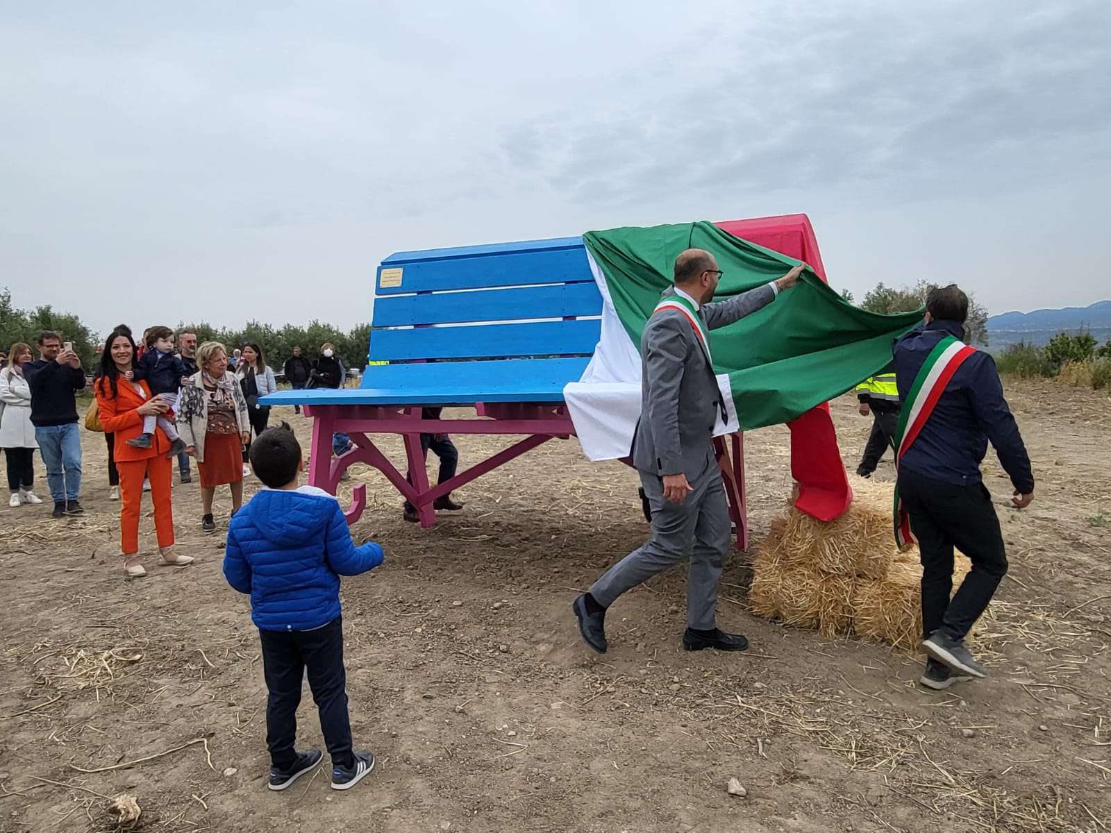 La Grande panchina dei Calanchi per scoprire il fascino del territorio