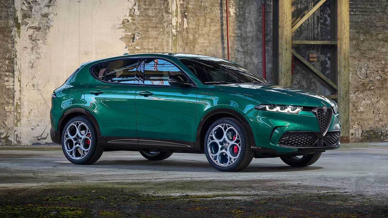 Debutta la nuova Alfa Romeo Tonale, primo C-Suv elettrificato del marchio