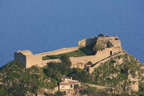 Castel Tauro di Taormina, dopo tanti anni la riapertura sembra prossima