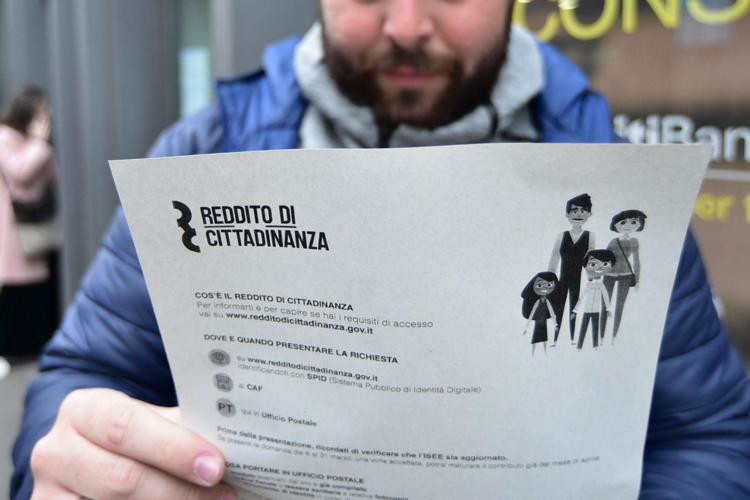 Reddito di cittadinanza, l’assistenzialismo puro fa flop