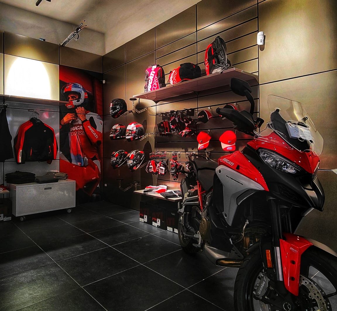 DUCATI, “la rossa delle due ruote” sceglie di SCOMMETTERE  SULLA sicilia INAUGURANDO un nuovo punto vendita A MESSINA