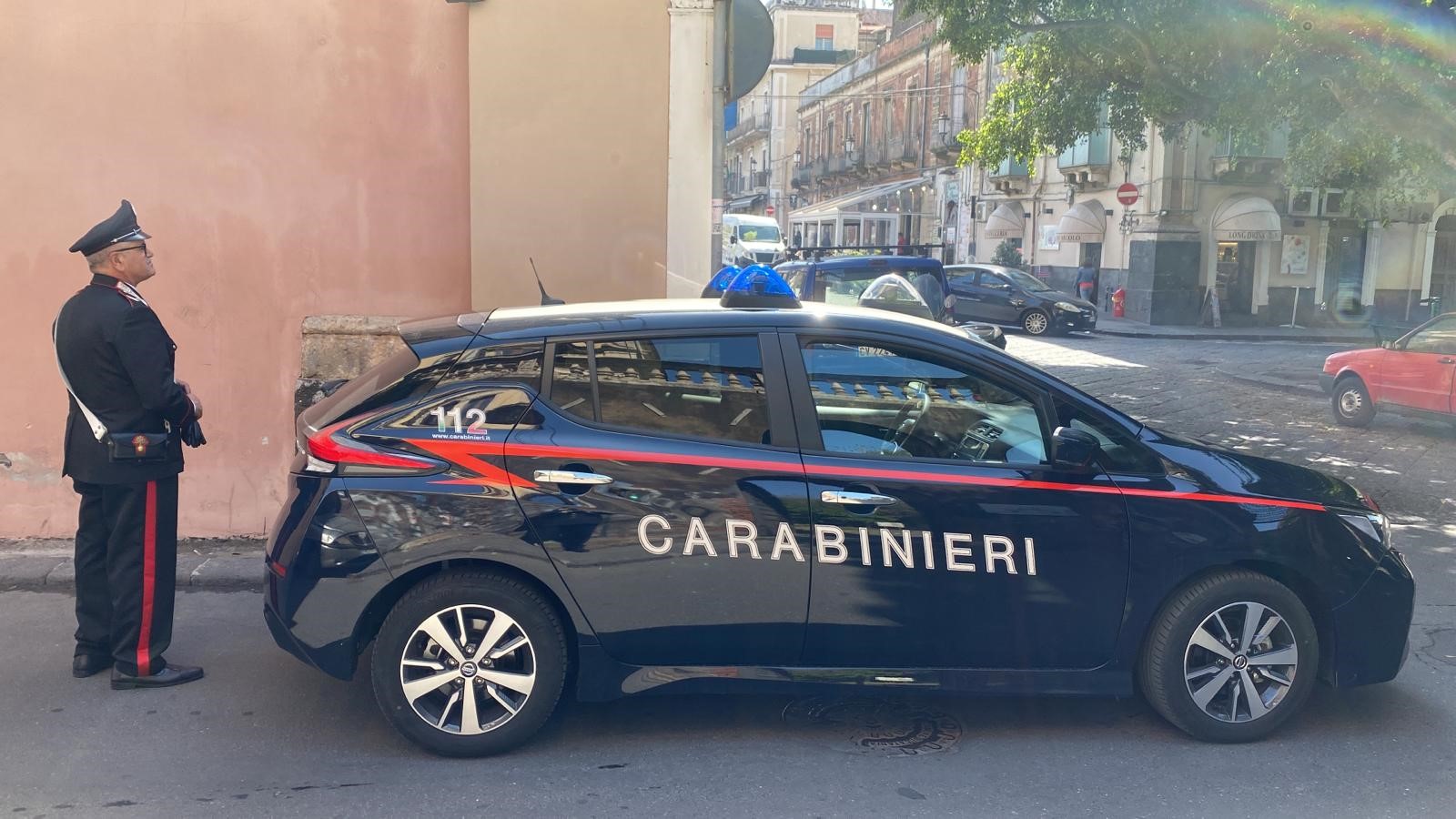 Ucciso per regolamento conti tra famiglie: rimosso il murale in piazza Dante