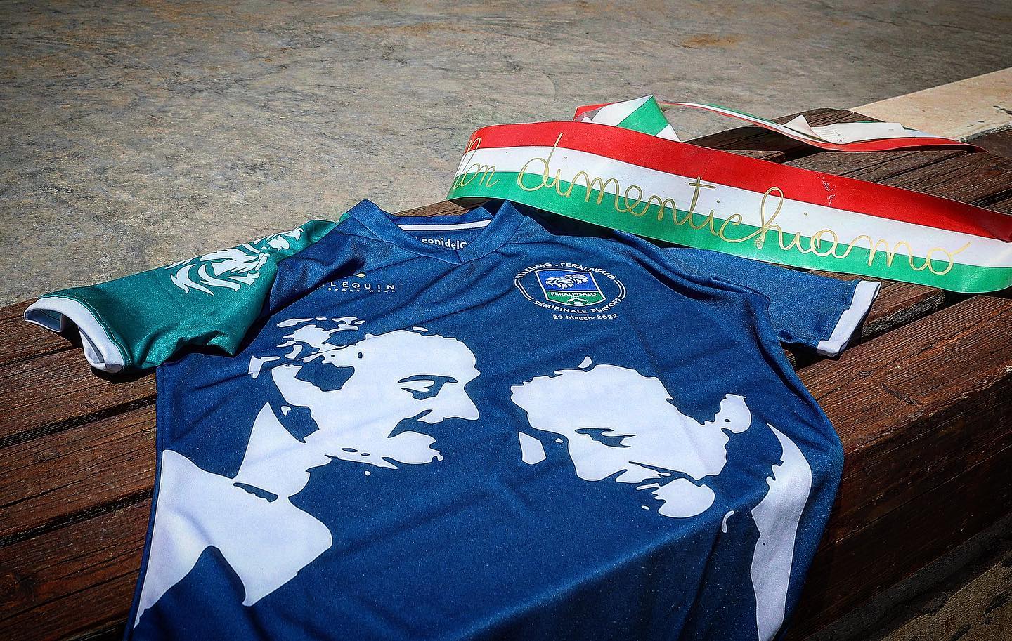 Feralpisalò, una maglia speciale per ricordare Falcone e Borsellino durante il match contro il Palermo