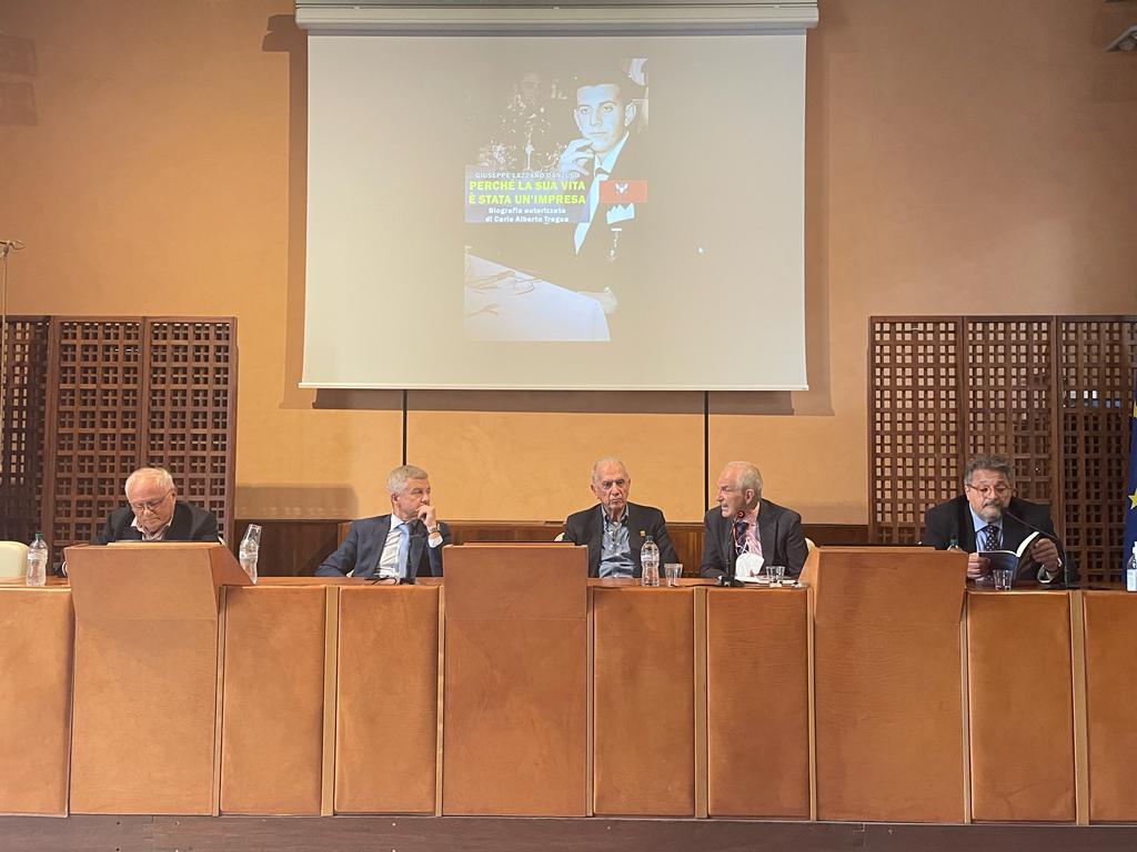 La biografia del direttore Carlo Alberto Tregua presentata a Palermo