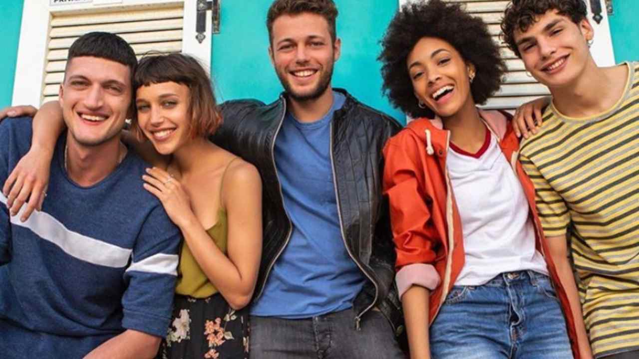 Tra vintage e novità, cosa vedere su Netflix a maggio