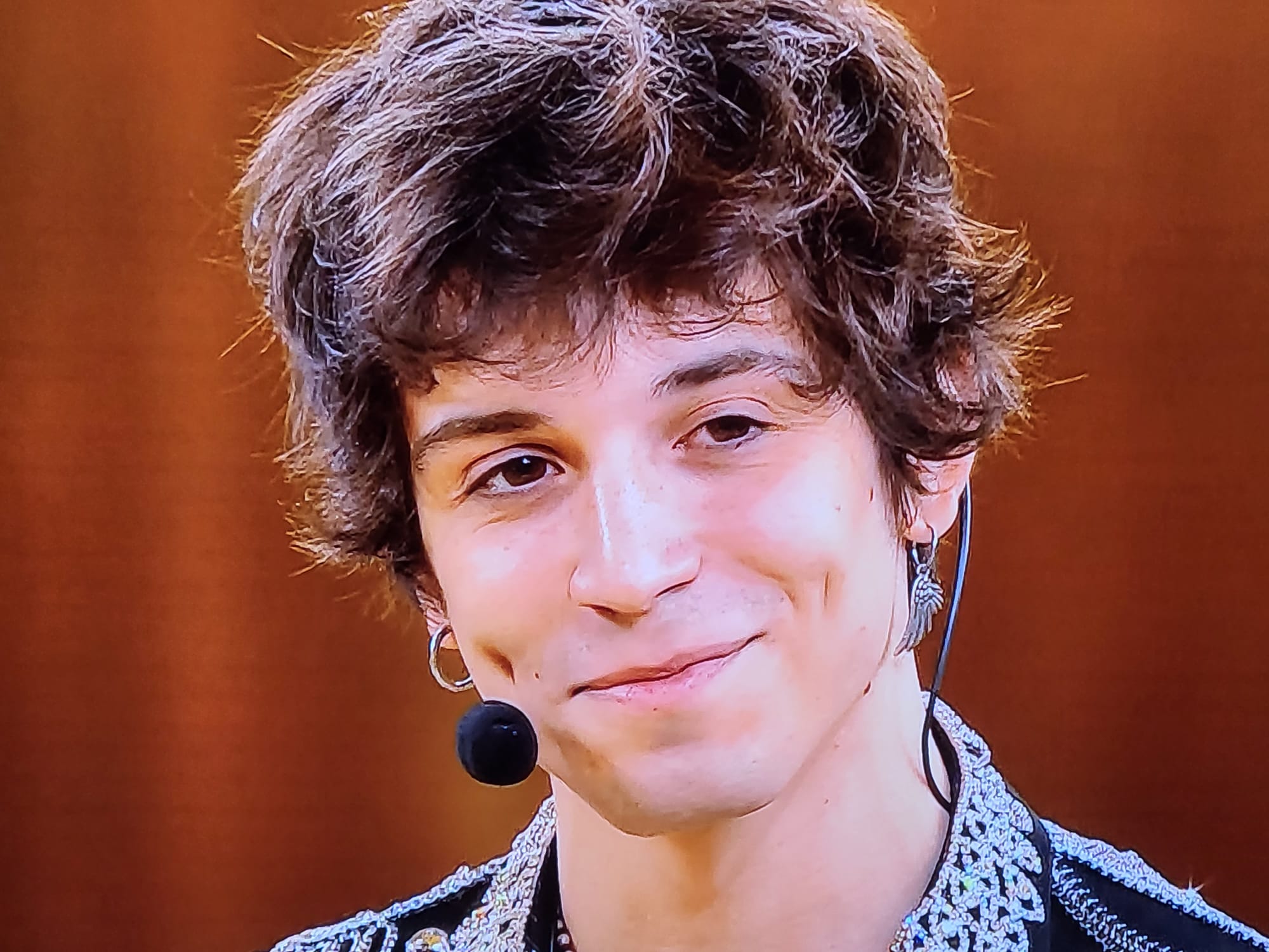 Finale Amici 2021, Alex tra i favoriti, ecco chi è