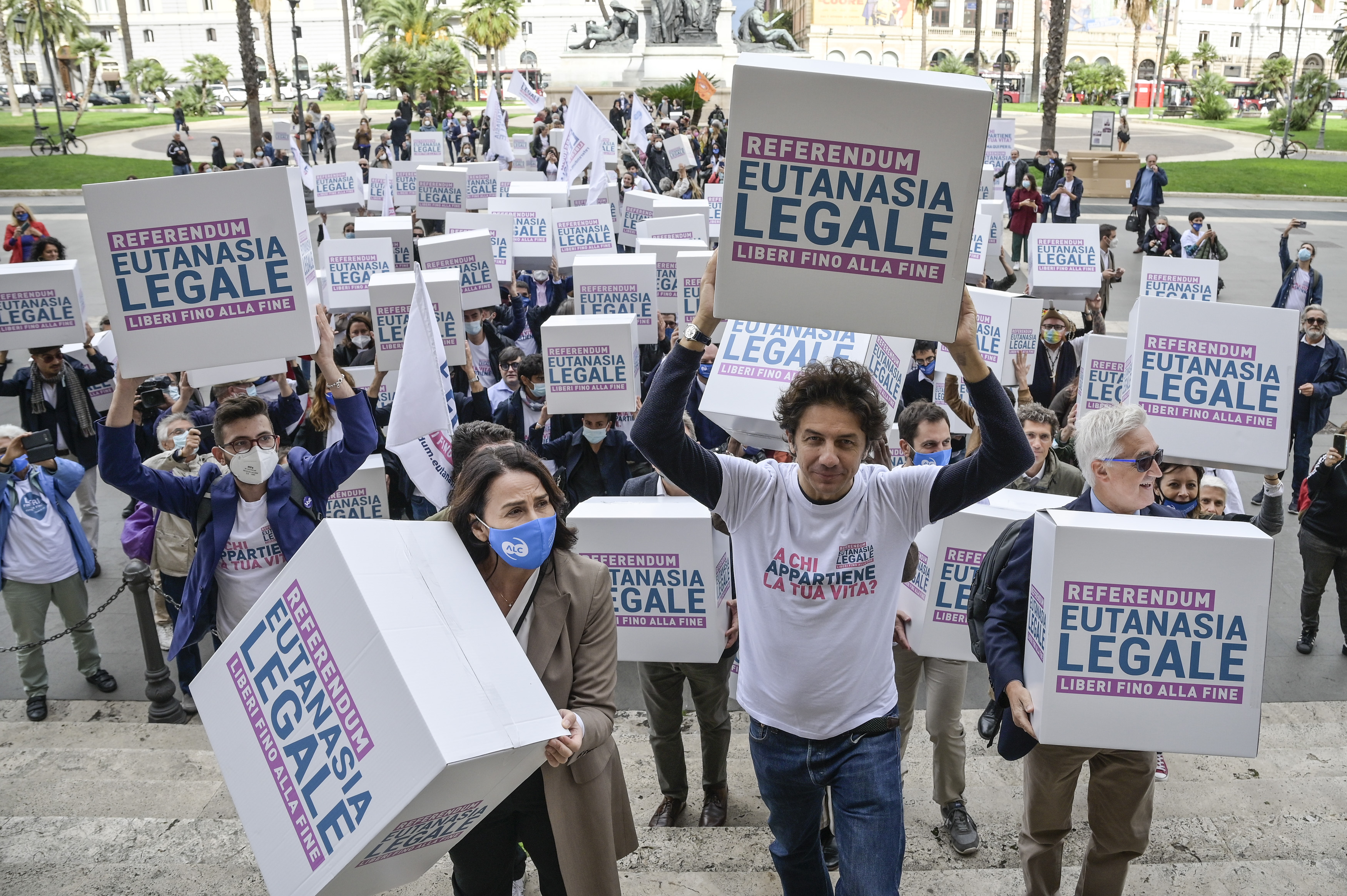 Marco Cappato in Sicilia, eutanasia e suicidio assistito: cosa pensano i siciliani