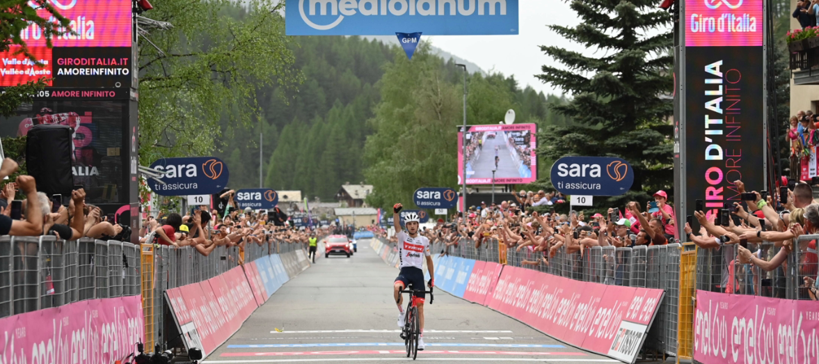 Giro d’Italia 2022: Ciccone trionfa a Cogne, Carapaz resta in rosa