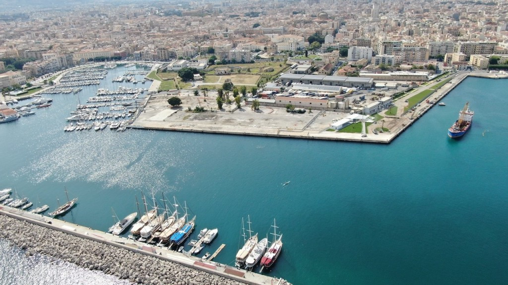 Rincari, Sicilia sempre più distante: linea Catania-Gaeta possibile soluzione