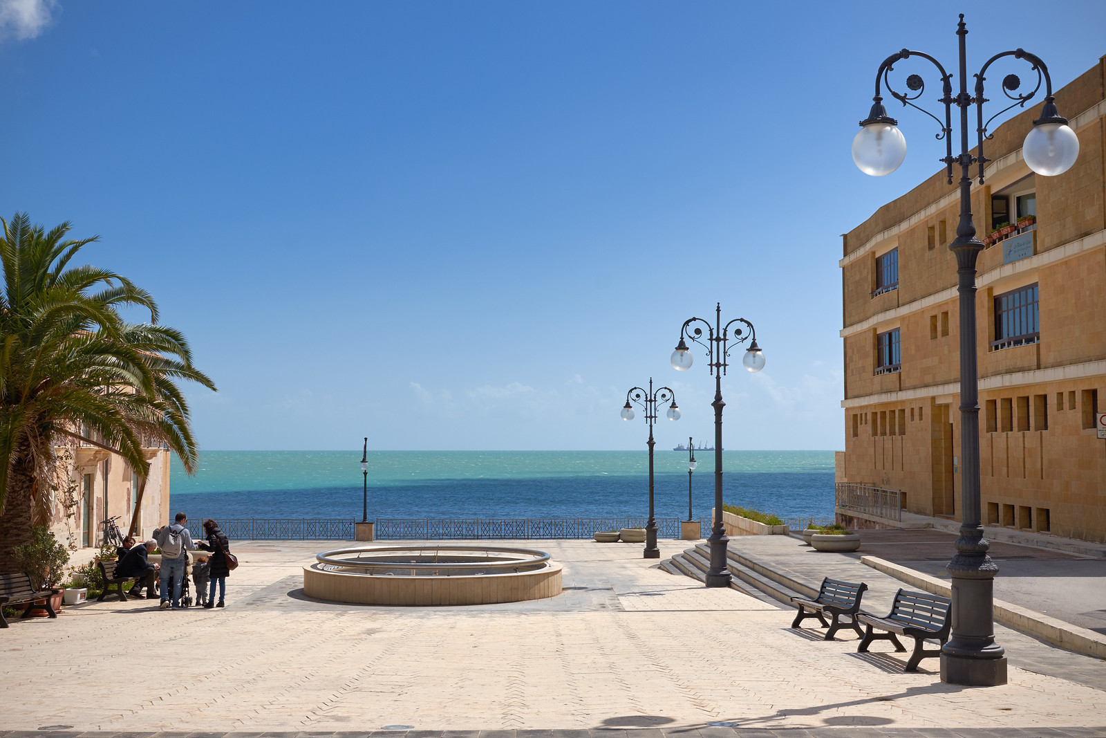 A Pozzallo ci si prepara per la stagione estiva