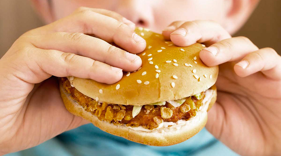 Sicilia, quasi il 30% tra bambini e giovani è obeso: boom con la pandemia