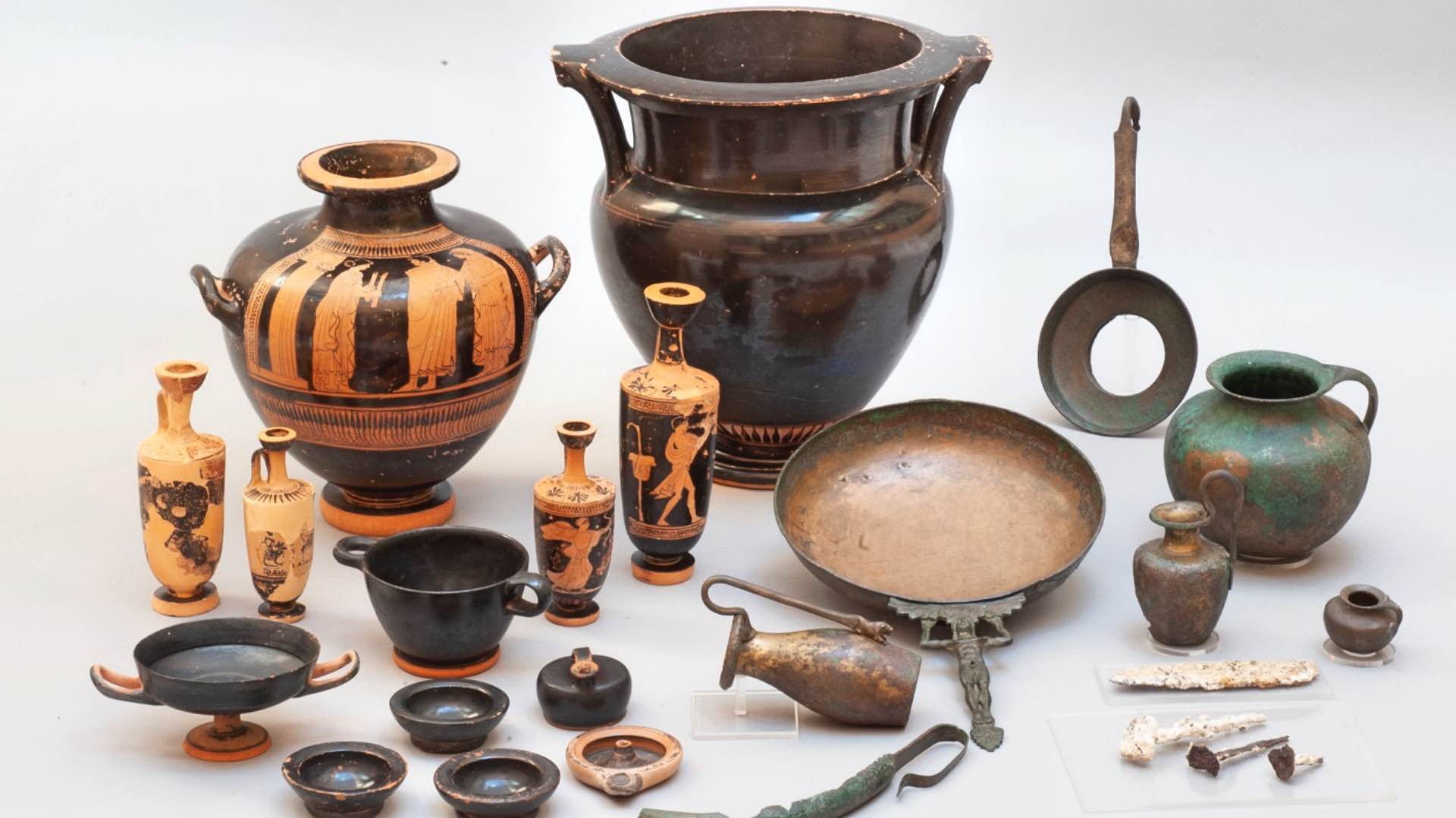 Reperti di Monte Adranone esposti a Sambuca di Sicilia