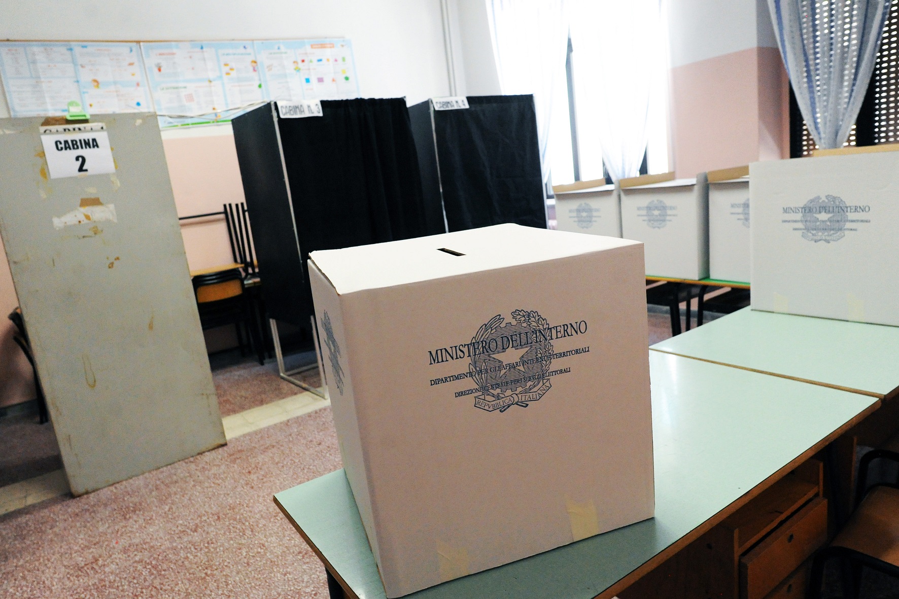 Seggi nel caos e senza presidenti, a Palermo un pasticcio mai visto