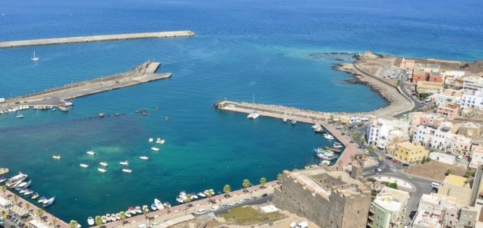 Sicilia, Safina: “Subito un nuovo traghetto per Pantelleria”