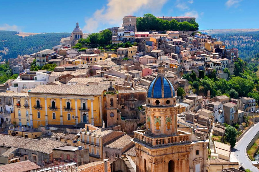 Elezioni in provincia di Ragusa: Monisteri Caschetto sindaco di Modica, conferma Schembari a Comiso