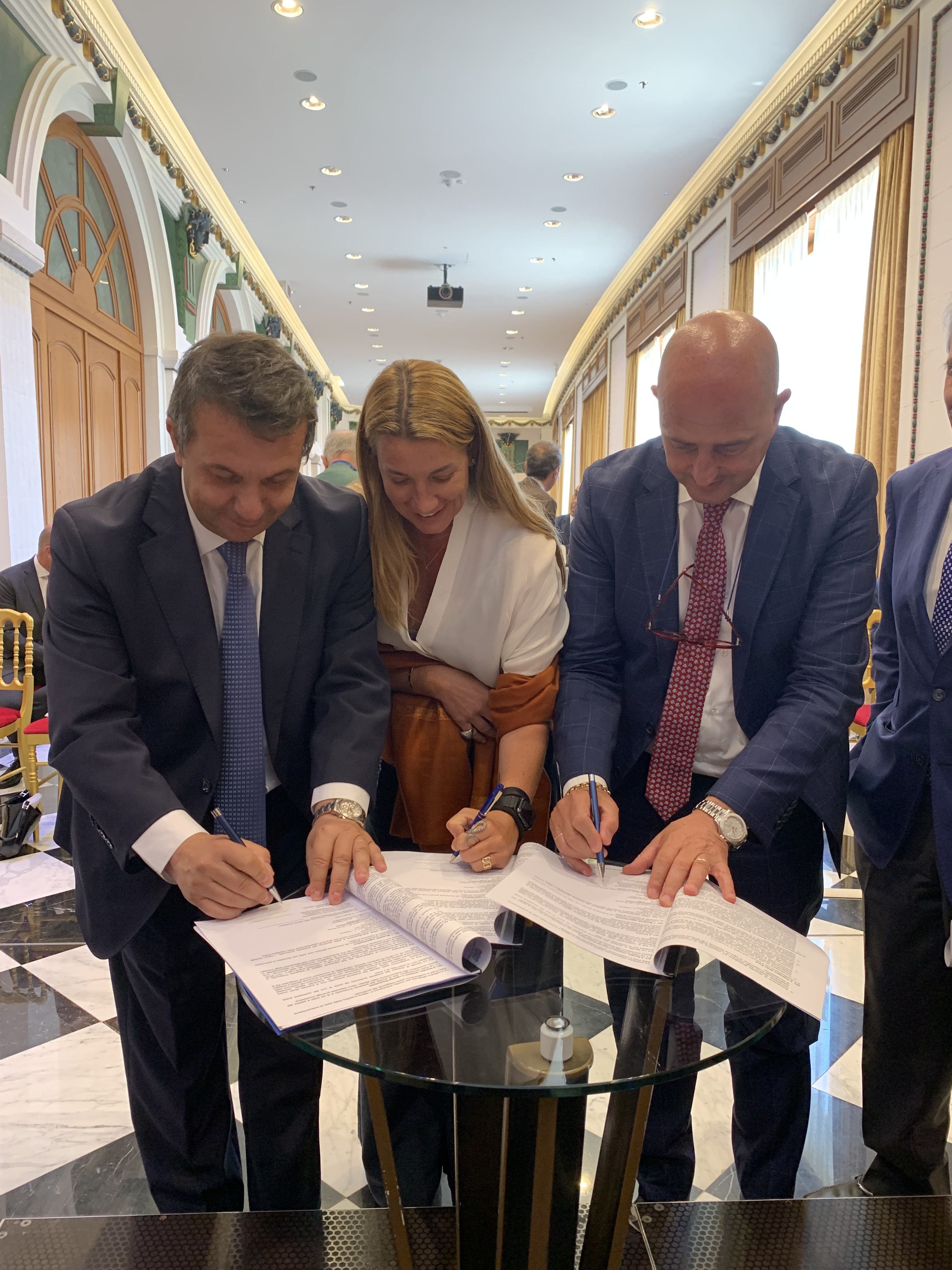 Attrazione investimenti esteri, siglato protocollo d’intesa Regione-Confindustria