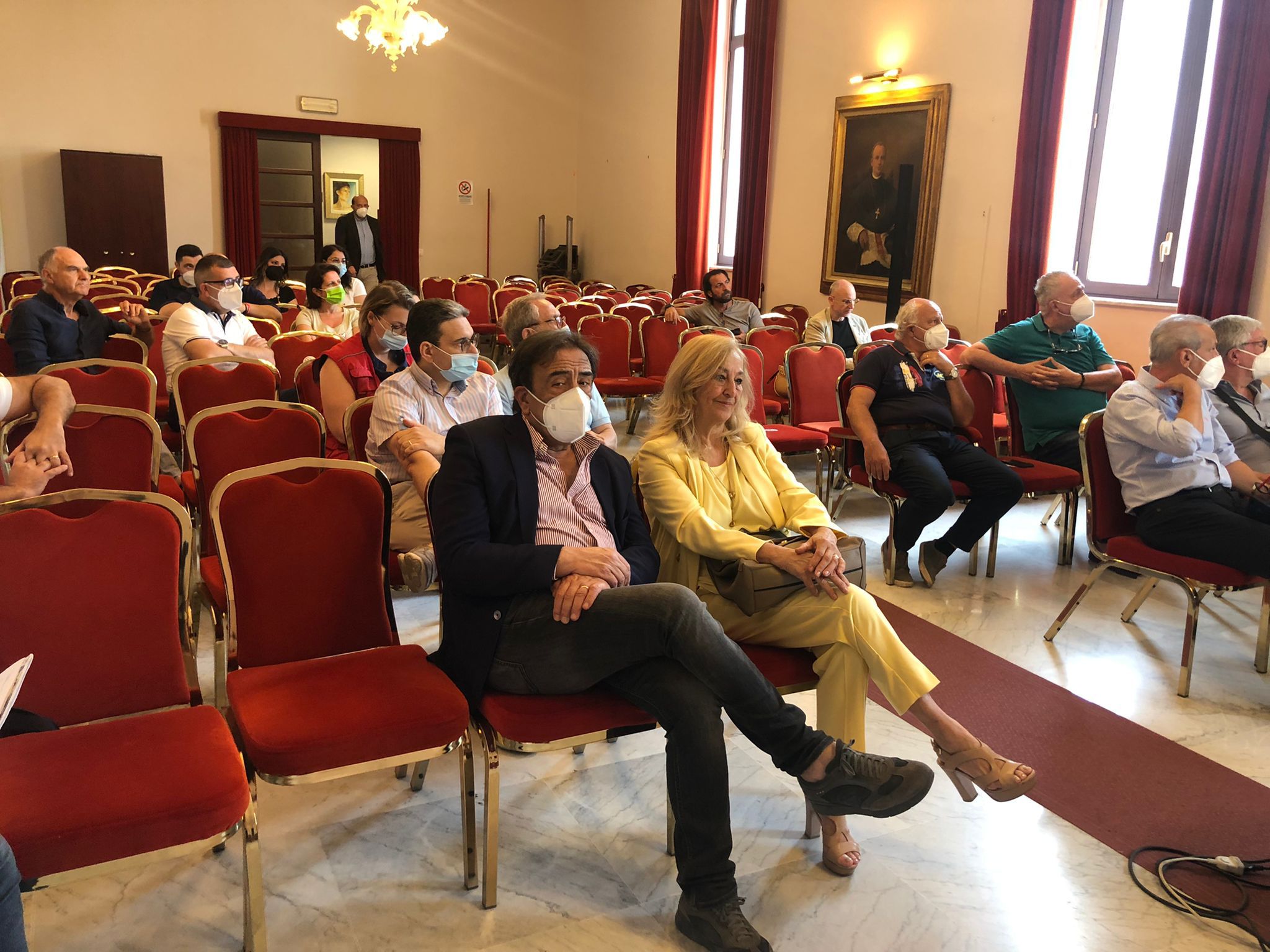 Emergenza sangue e plasma in Sicilia: “Personale Covid per contrastare la riduzione dell’attività di raccolta”