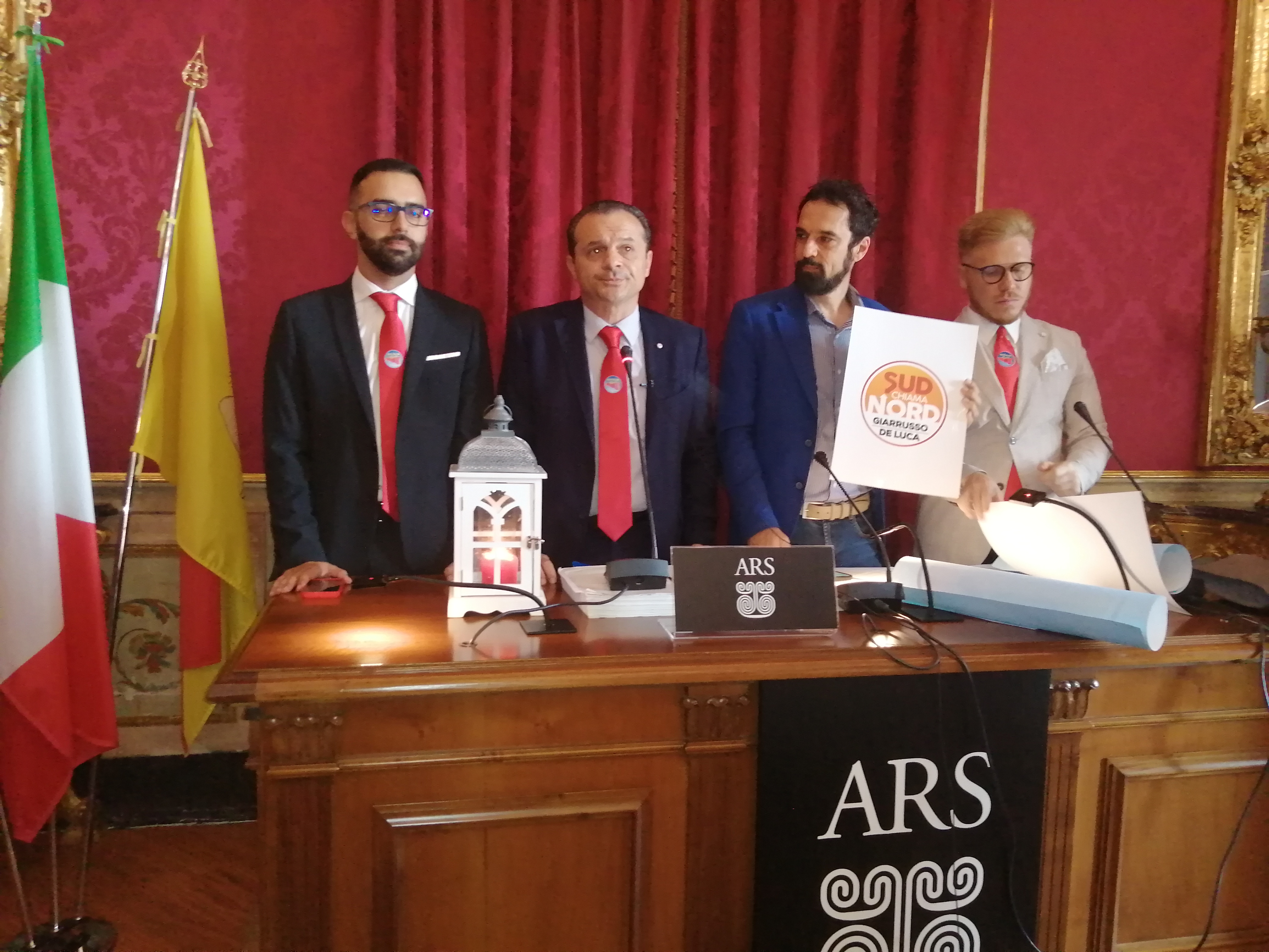 De Luca-Giarrusso lanciano la sfida alle Regionali con Sud Chiama Nord