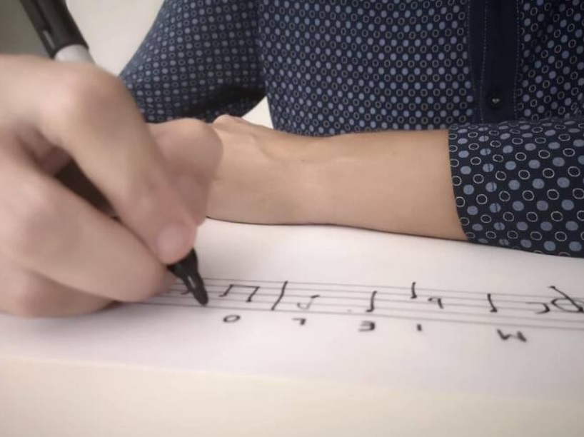 Giovani Allevi: “Ho un mieloma, devo curarmi”, salta il tour estivo