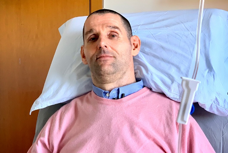 È morto Mario, primo caso di suicidio assistito in Italia: “Ora posso volare dove voglio”