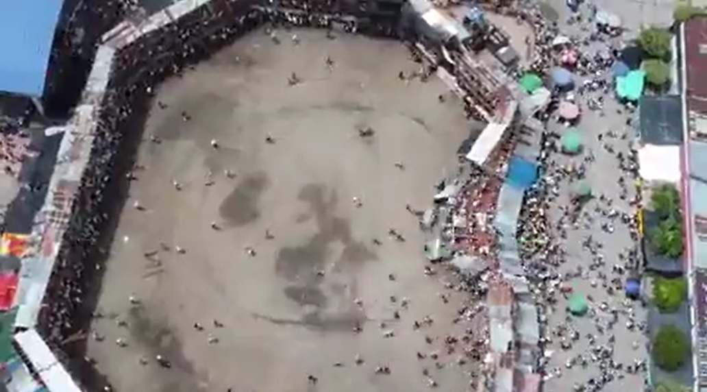 Colombia, crolla tribuna durante una corrida: morti e feriti