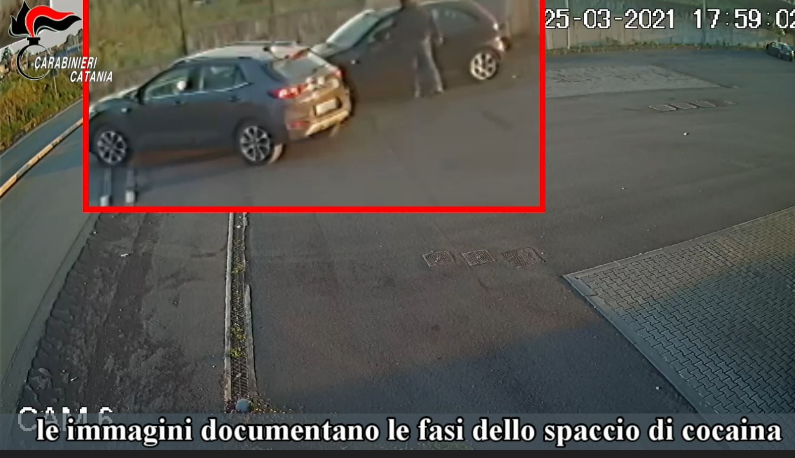 Traffico di droga nel catanese, il capo dava gli ordini dal carcere alla banda: 17 arresti