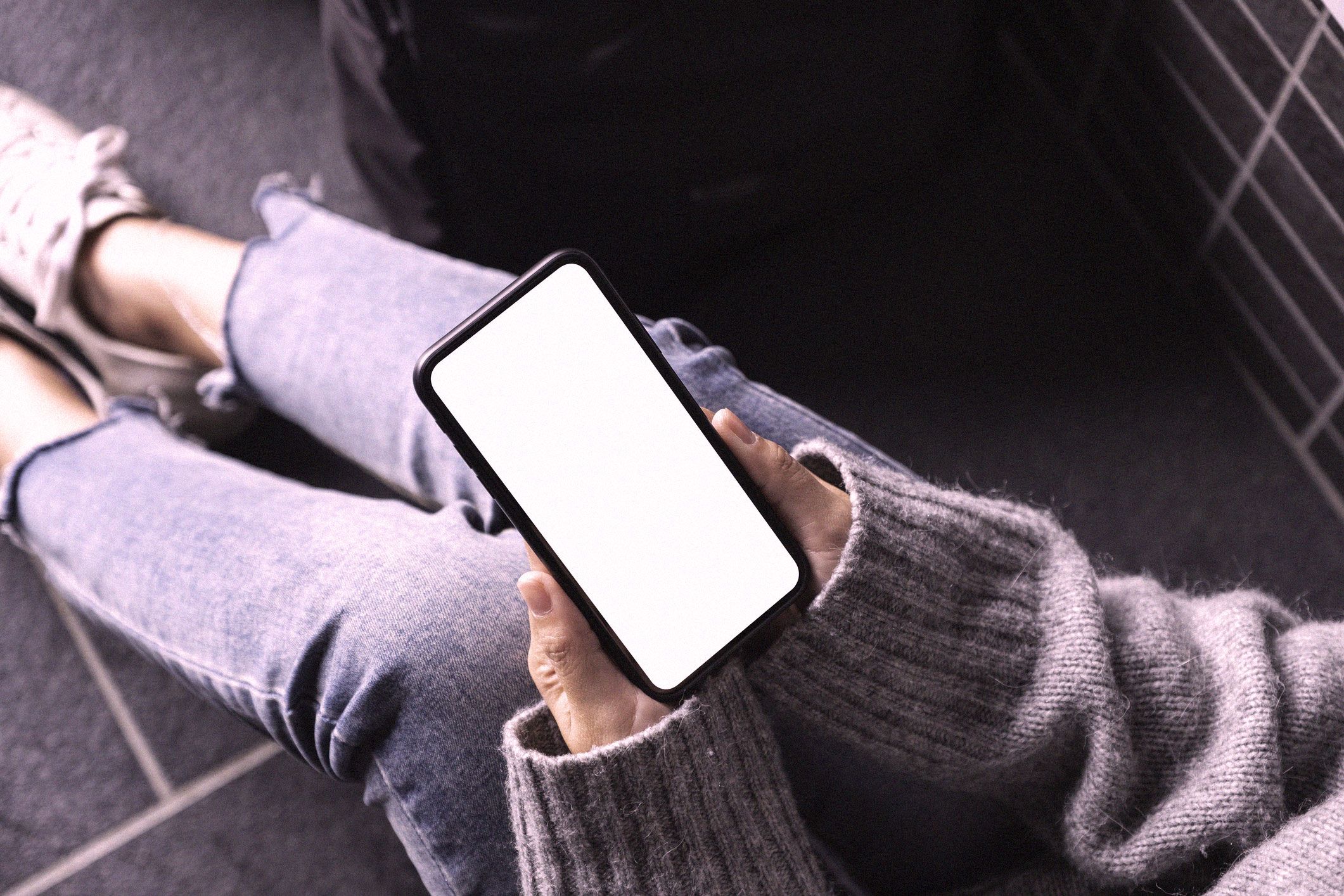 Donna vittima di revenge porn vince causa: ex dovrà risarcirla di 1,2 miliardi