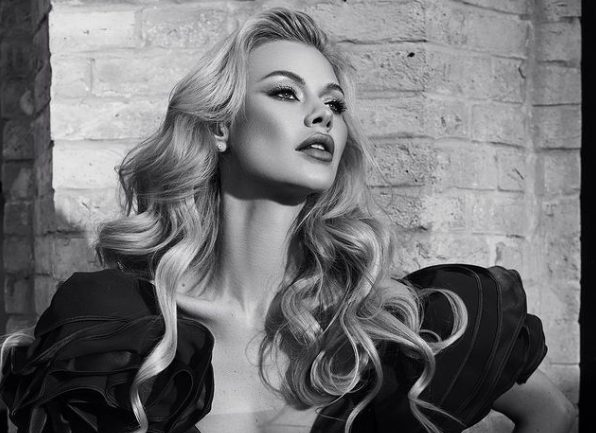 Chi è Viktoria Apanasenko, la volontaria ucraina a Miss Universo: Instagram, altezza, fisico – FOTO Chi è Viktoria Apanasenko, la volontaria ucraina a Miss Universo: Instagram, altezza, fisico – FOTO