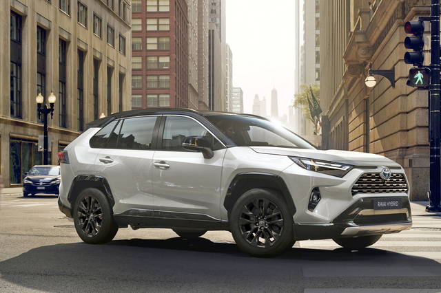 I perfezionamenti di Toyota per la gamma RAV4 2023