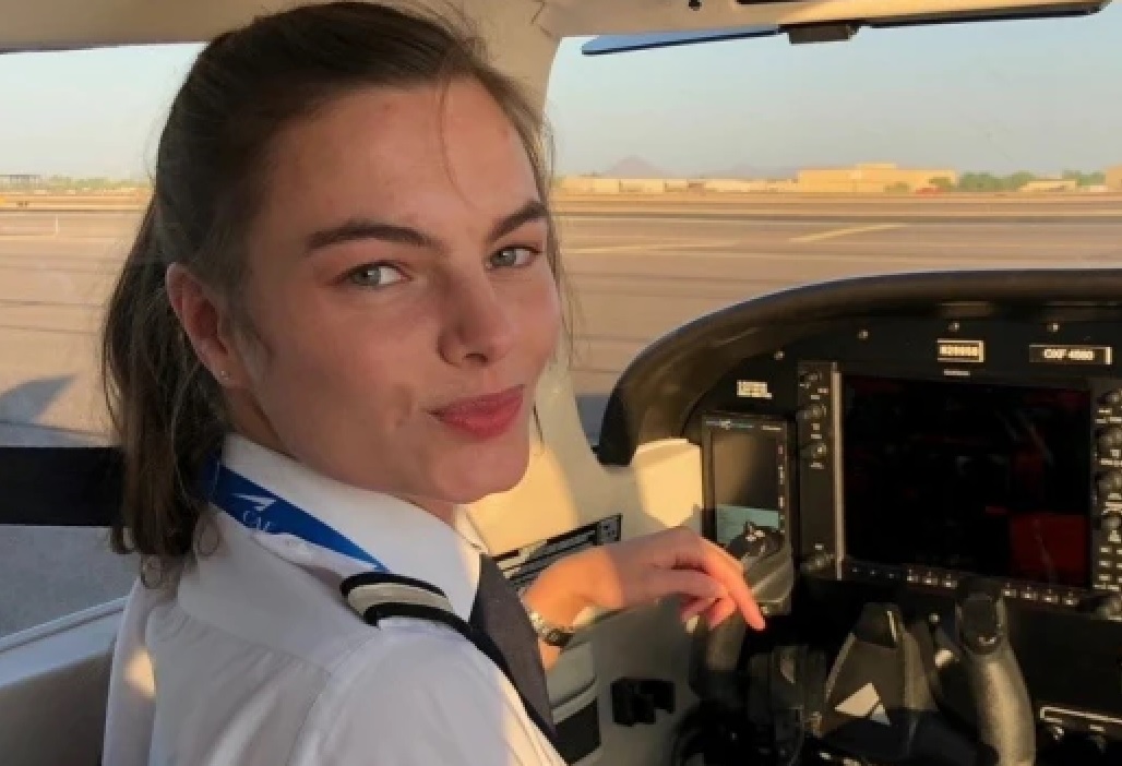 Zanzara la punge vicino all’occhio: muore una 21enne 