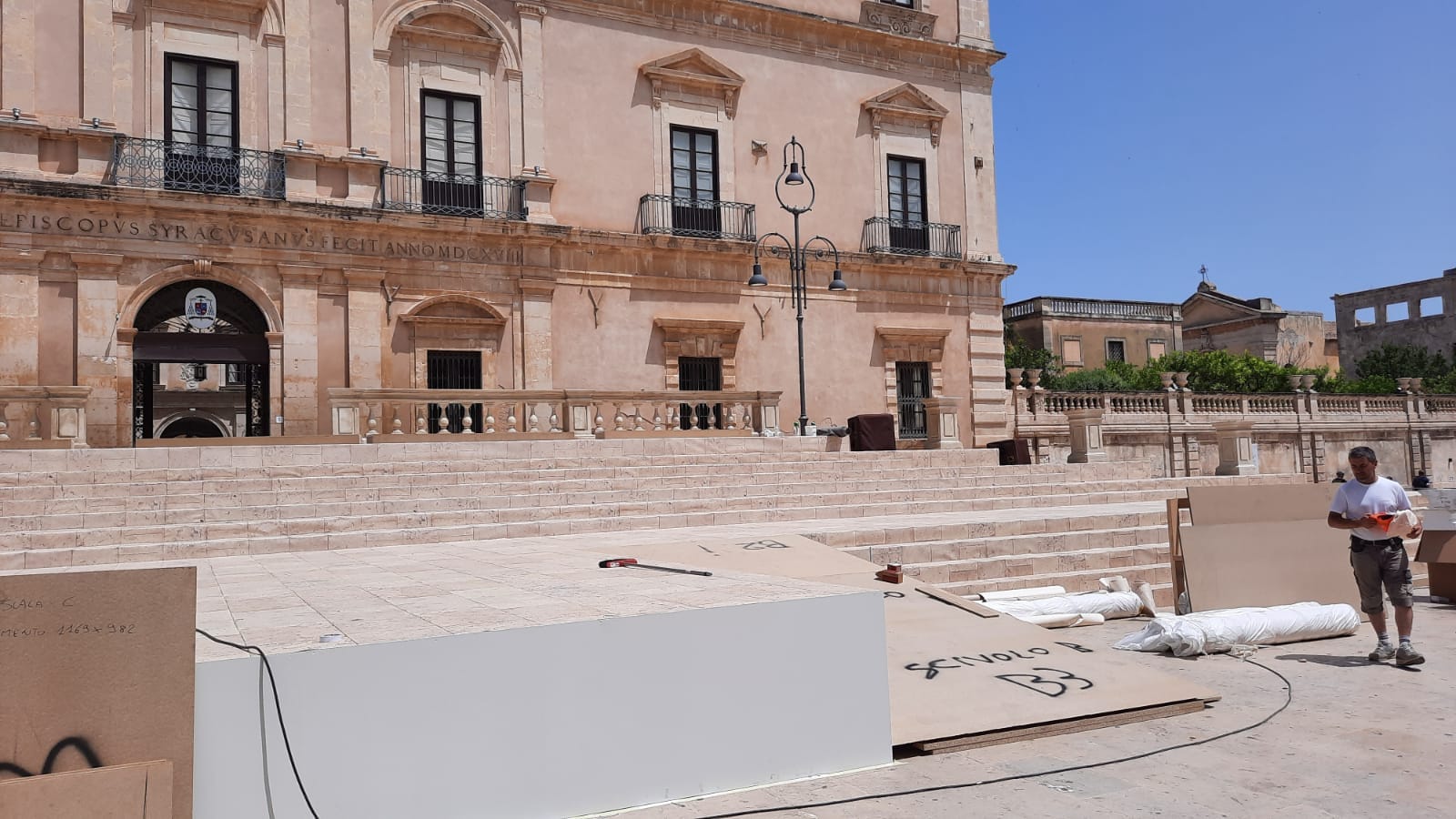 Siracusa, Evento Dolce & Gabbana: prove generali in piazza Duomo e Marzamemi