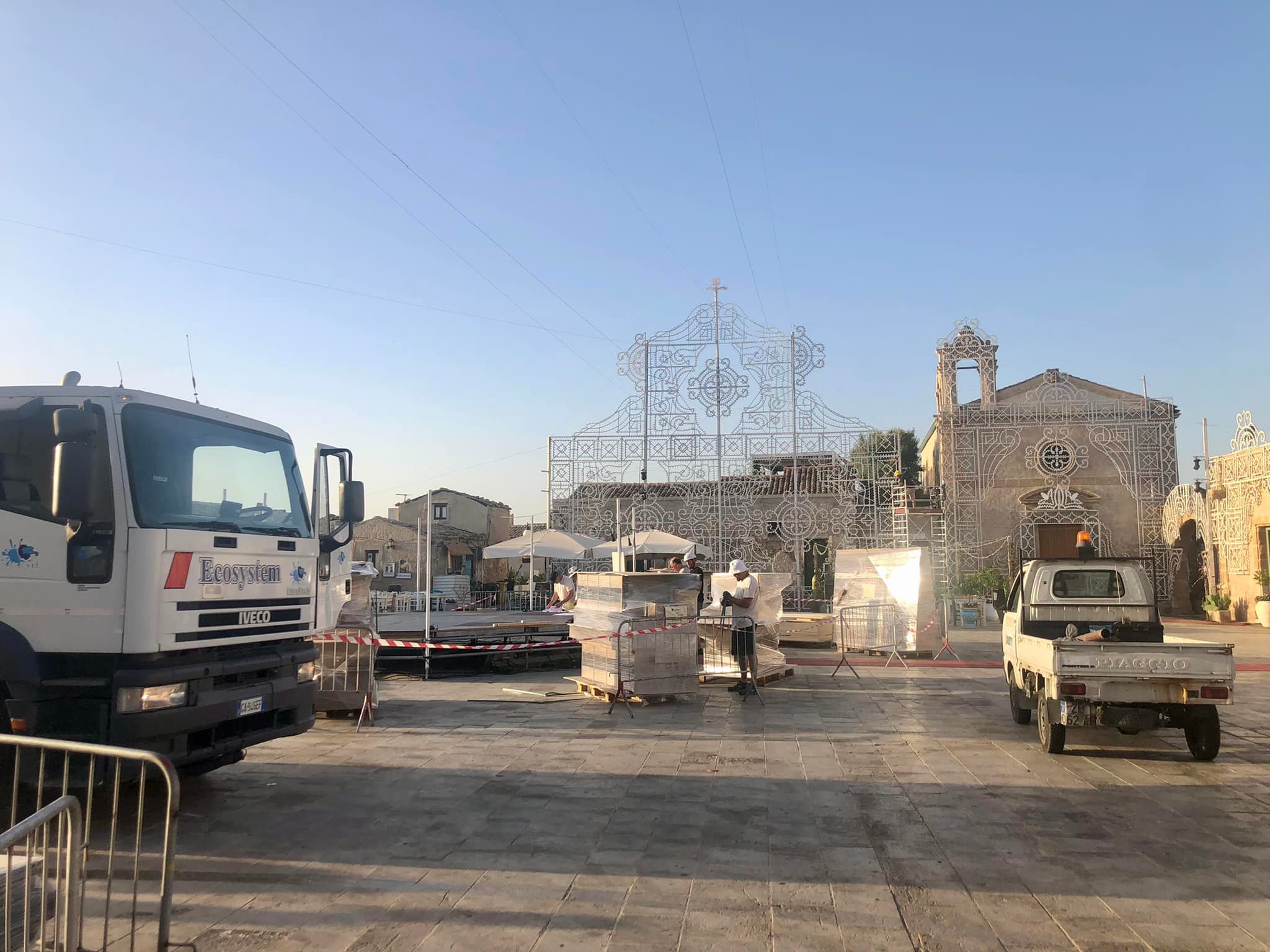 Siracusa, Evento Dolce & Gabbana: prove generali in piazza Duomo e Marzamemi