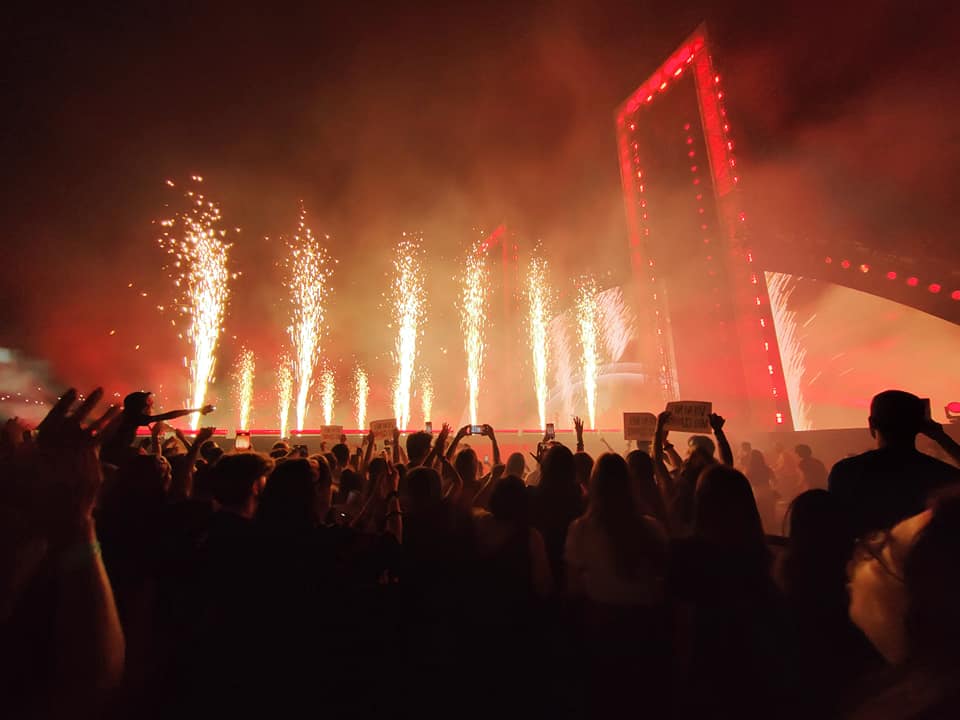 Ultimo in concerto a Catania, emozioni allo stadio “Massimino” – Fotogallery Ultimo in concerto a Catania, emozioni allo stadio “Massimino” – Fotogallery