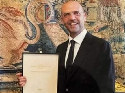 Regionali, Alfano candidato governatore? L’ex ministro: “Non sono interessato”
