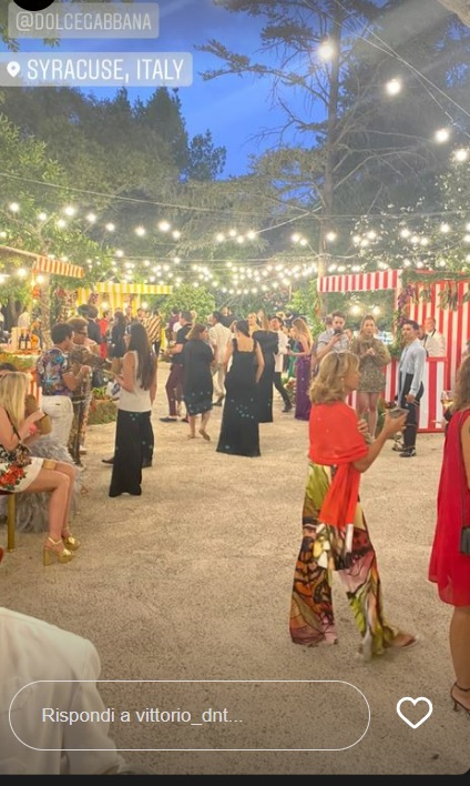 Dolce e Gabbana a Siracusa, sfilata D&G: chi sono i vip e le celebrità presenti – Fotogallery