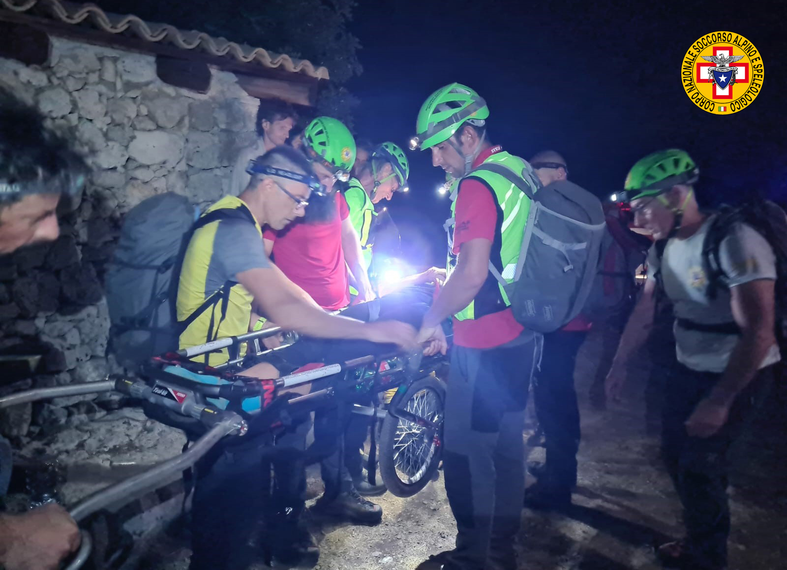 Siracusa, turista si infortuna a Cavagrande: salvata dal Soccorso Alpino – Foto