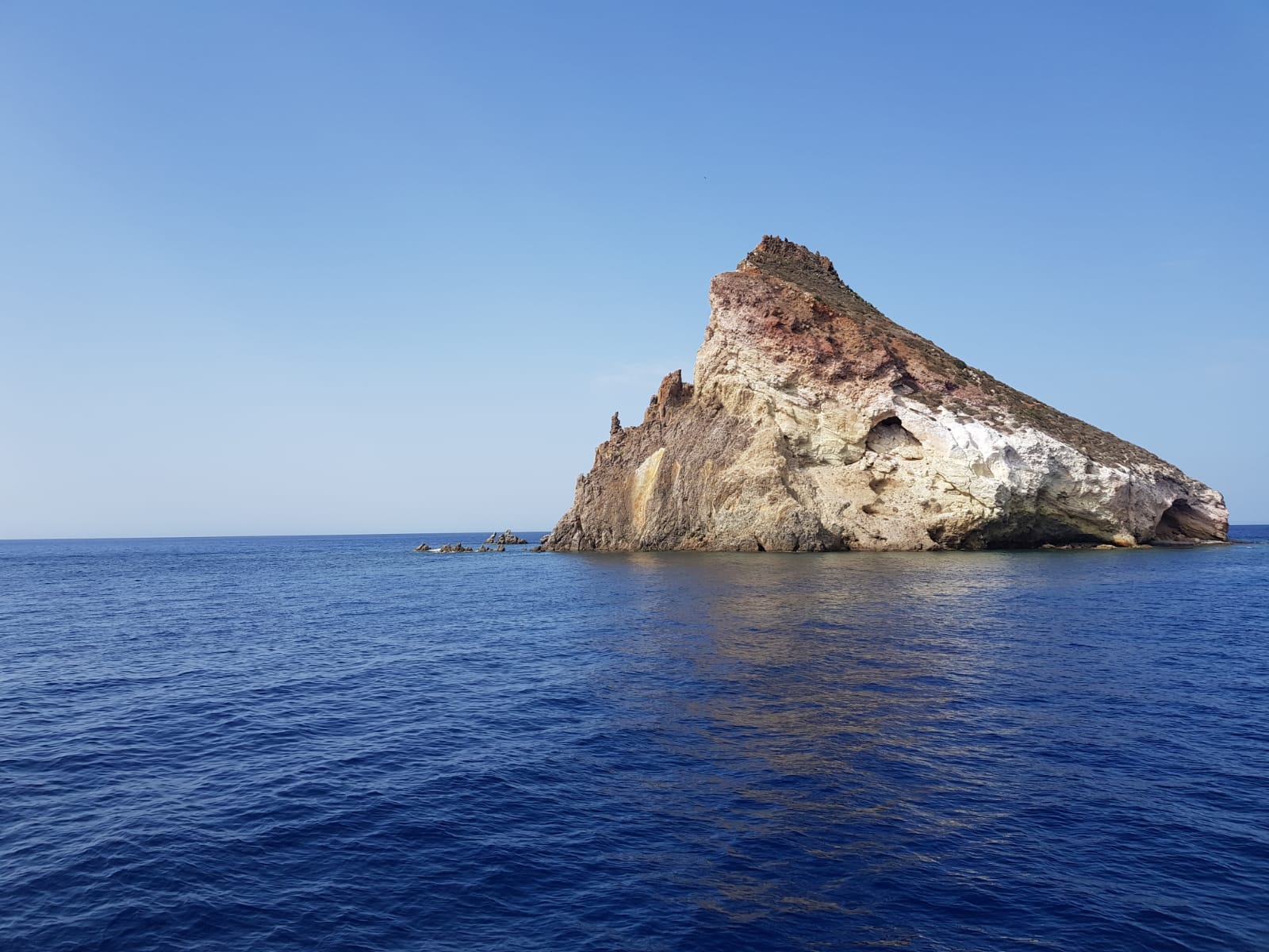 Da Vulcano a Stromboli: alle Eolie per una vacanza indimenticabile – Fotogallery Da Vulcano a Stromboli: alle Eolie per una vacanza indimenticabile – Fotogallery