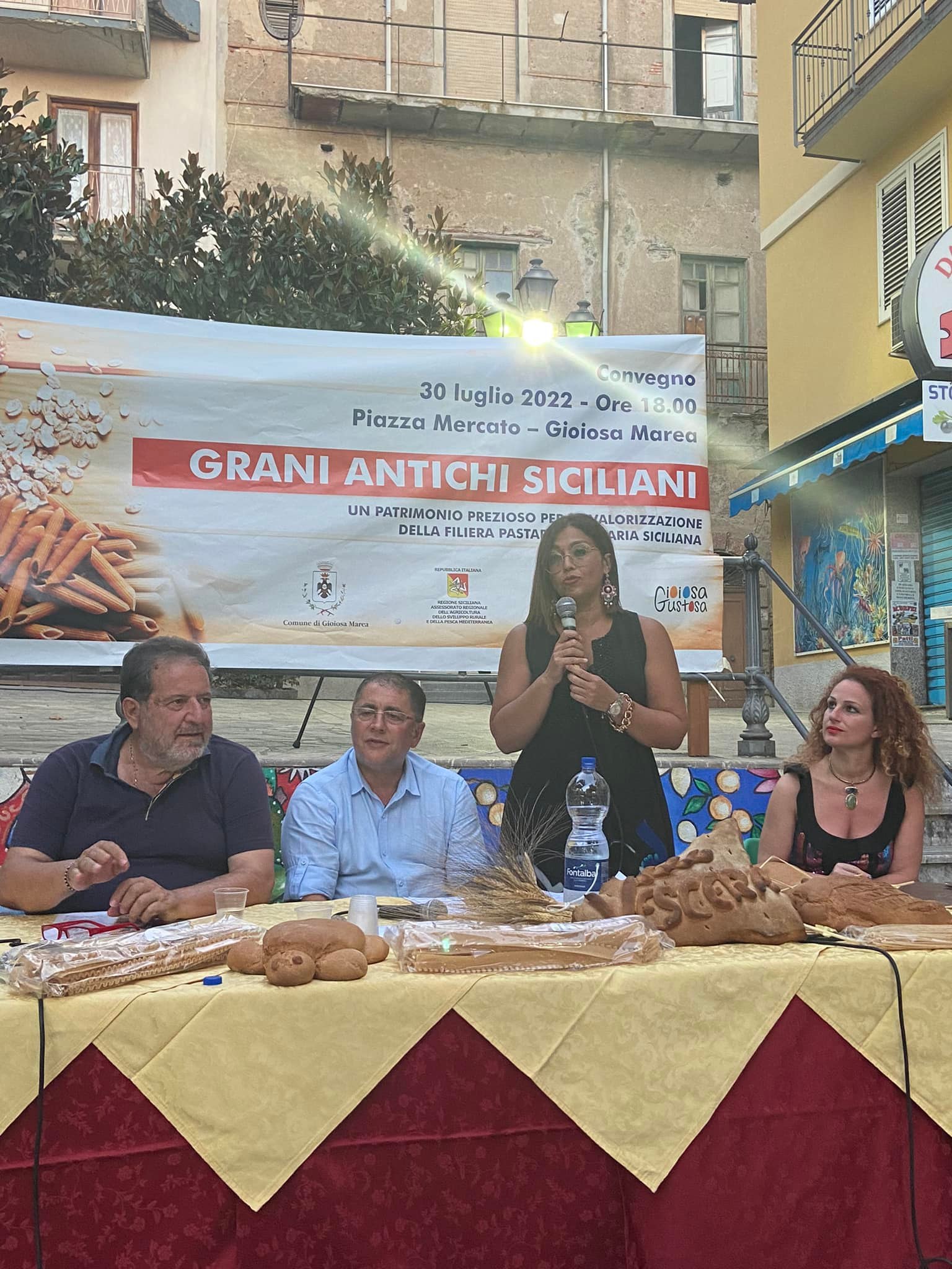 “Gioiosa Gustosa” 2022, pienone di turisti e trionfo del Made in Sicily – FOTO “Gioiosa Gustosa” 2022, pienone di turisti e trionfo del Made in Sicily – FOTO