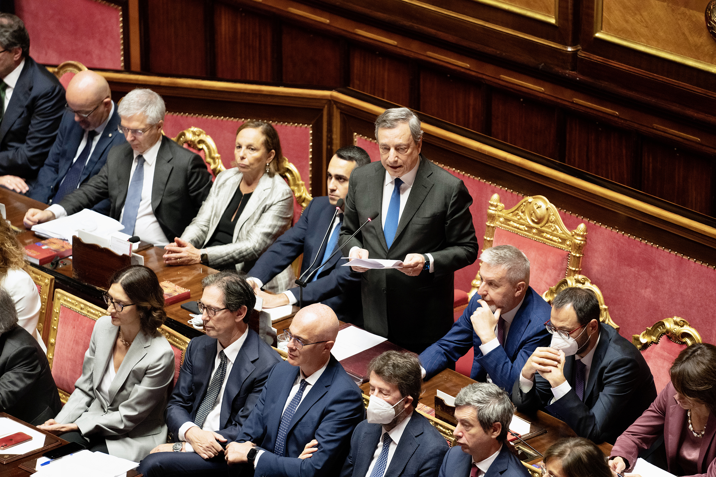 Crisi di Governo, il momento della verità: una fiducia con solo 95 sì e sin troppi dubbi