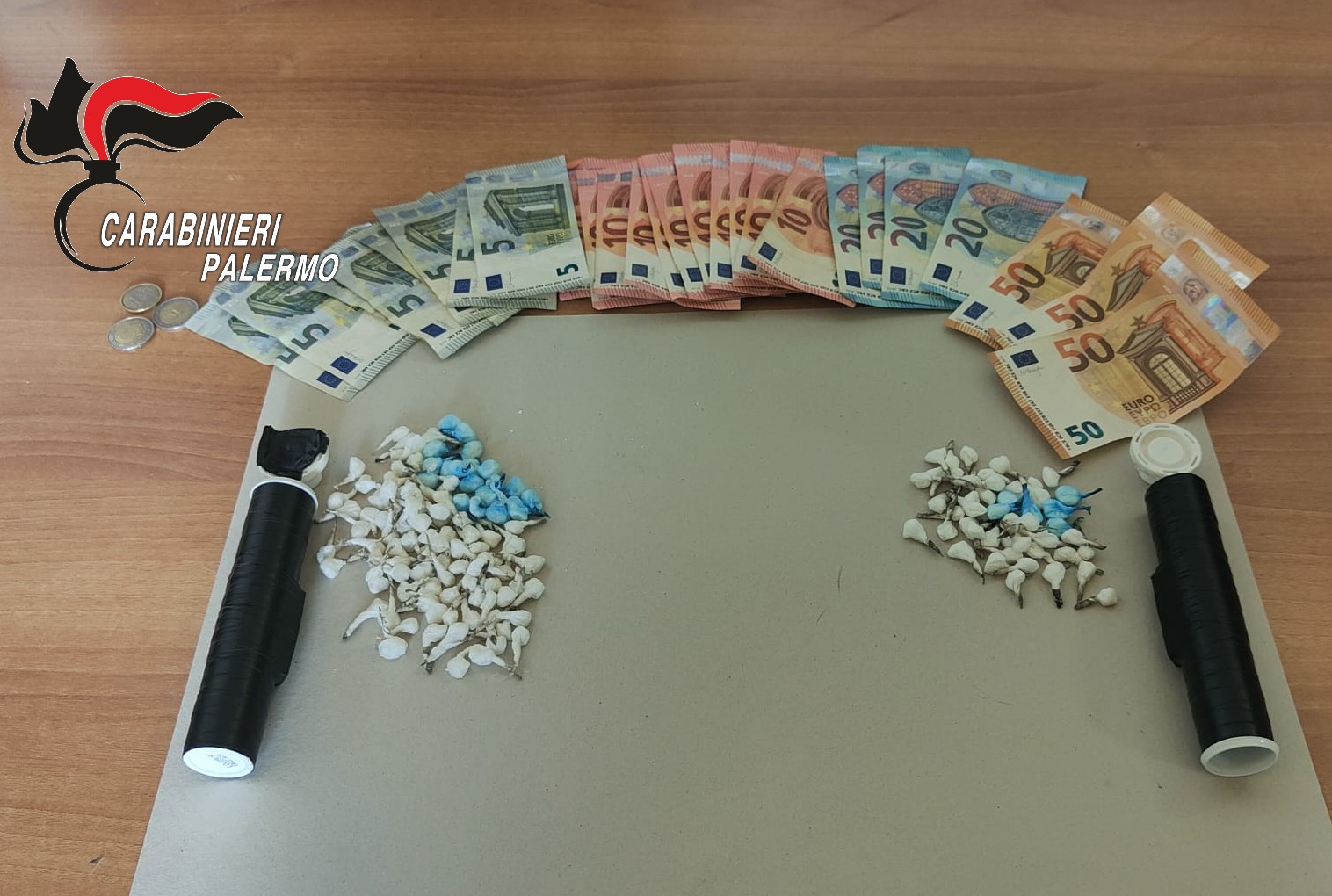 Palermo, spacciava crack e cocaina ma percepiva reddito cittadinanza: un 40enne arrestato