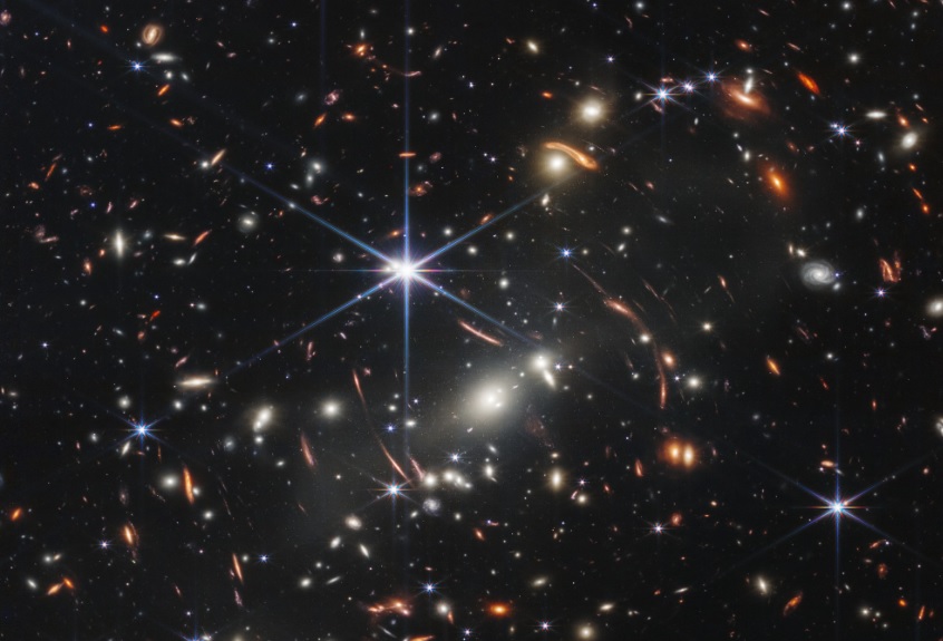 Ai confini dell’Universo, il telescopio Webb fotografa galassie mai viste prima