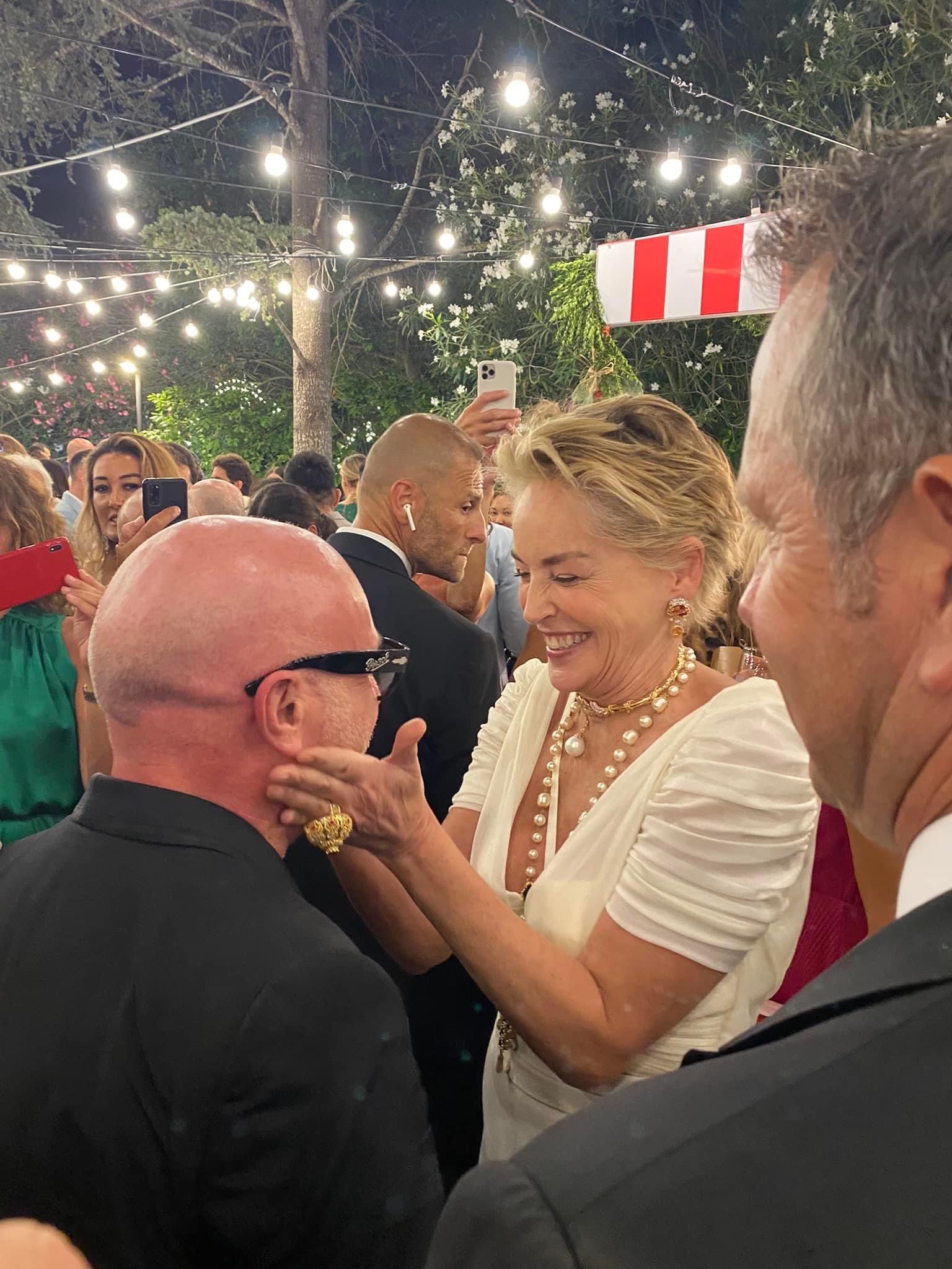 Dolce e Gabbana a Siracusa, sfilata D&G: chi sono i vip e le celebrità presenti – Fotogallery