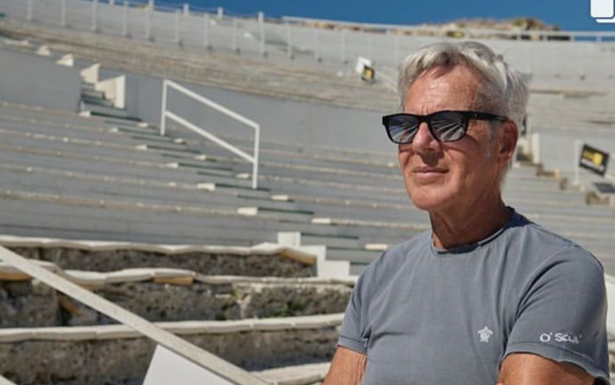 Siracusa, Claudio Baglioni emoziona il pubblico al Teatro Greco – le Foto del concerto
